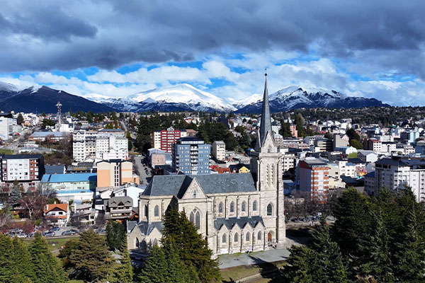 Vista de la Catedral de San Carlos de Bariloche