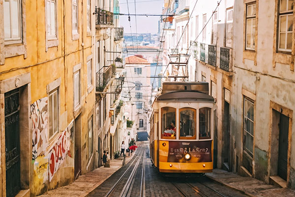 Imagen de una calle de Lisboa