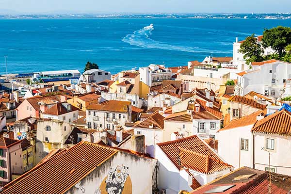 Vista del casco antiguo de Lisboa, Portugal