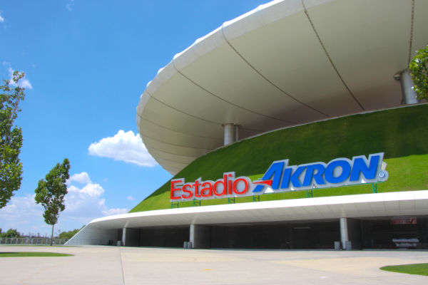 Fachada del Estadio Akron, una de las sedes del Mundial 2026.