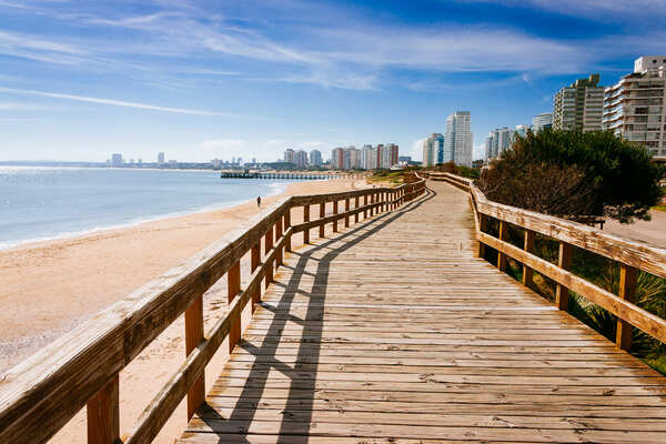 Terraza en la playa de Punta del Este