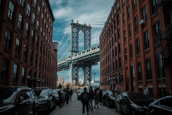 vista do DUMBO para falar sobre viagem para Nova York, nos EUA