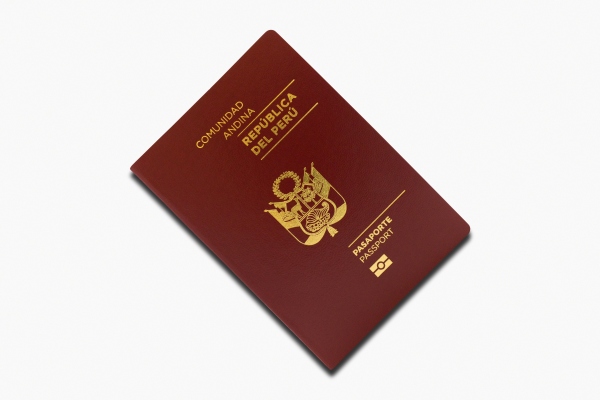 Pasaporte peruano, uno de los documentos recomendados para viajar a Argentina desde Perú.
