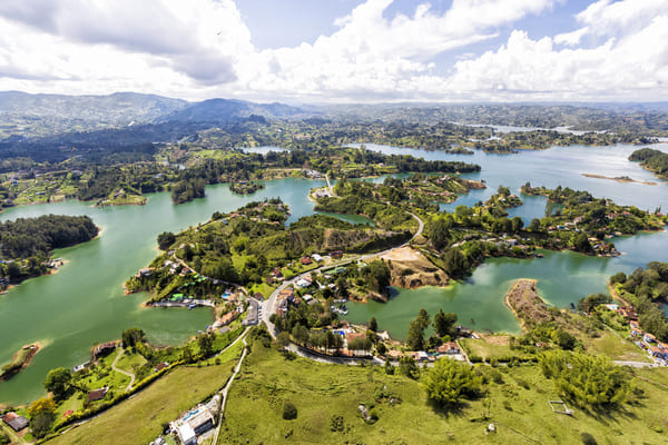 pueblos turisticos cerca a medellin